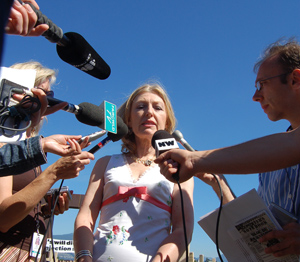 gillian-keynotespeakinga